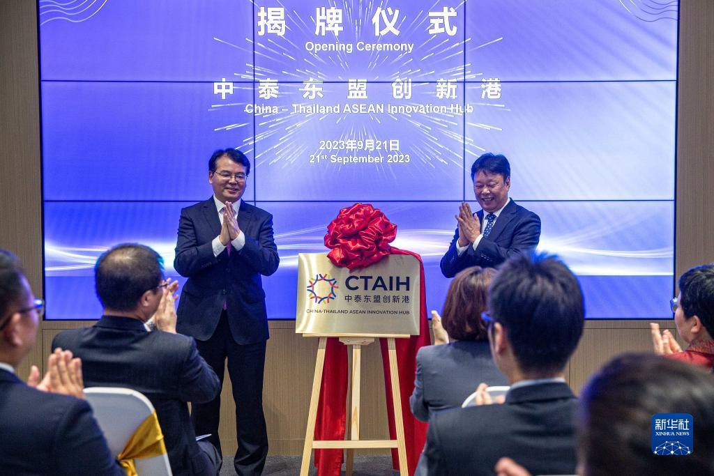 pg游戏官网